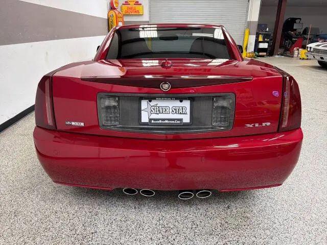 2004 Cadillac XLR Standard