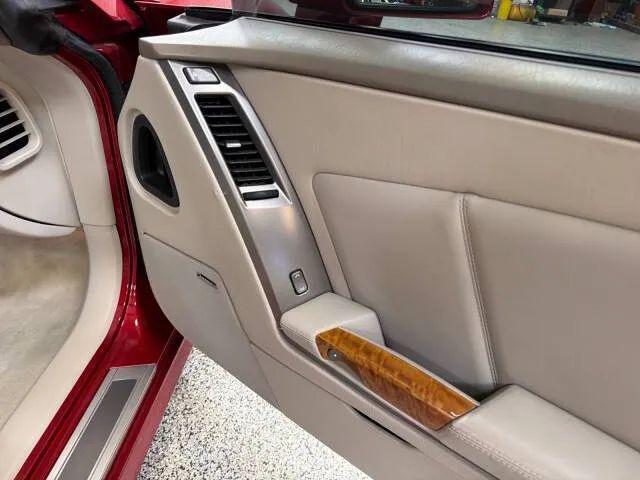 2004 Cadillac XLR Standard