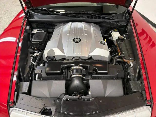 2004 Cadillac XLR Standard