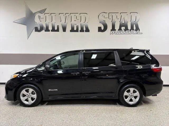 2020 Toyota Sienna L for sale in Midlothian, TX