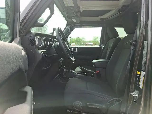 2021 Jeep Gladiator Overland