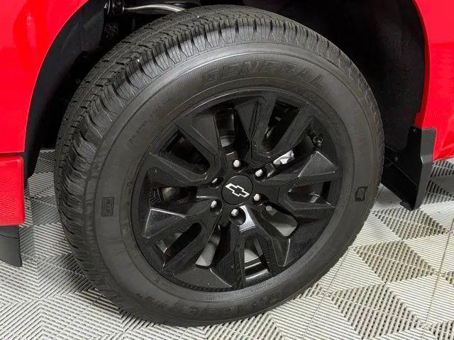 2025 Chevrolet Silverado 1500 2WD Crew Cab Short Bed Custom