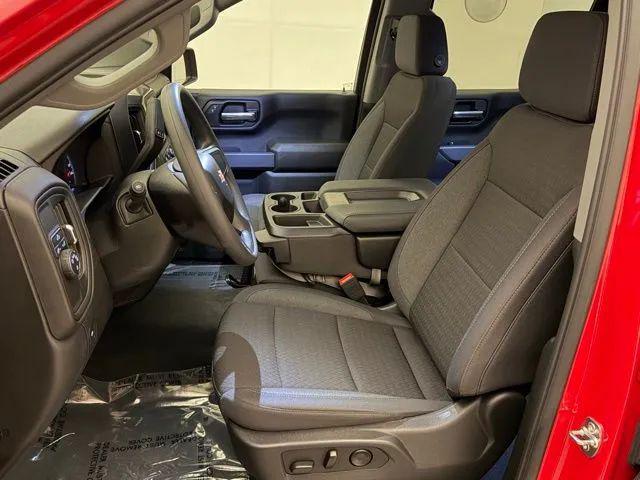 2025 Chevrolet Silverado 1500 2WD Crew Cab Short Bed Custom