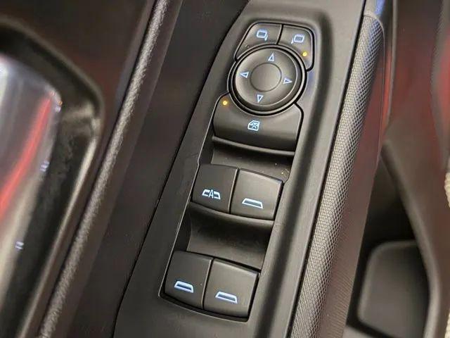 2025 Chevrolet Silverado 1500 2WD Crew Cab Short Bed Custom