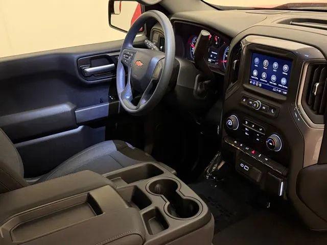 2025 Chevrolet Silverado 1500 2WD Crew Cab Short Bed Custom