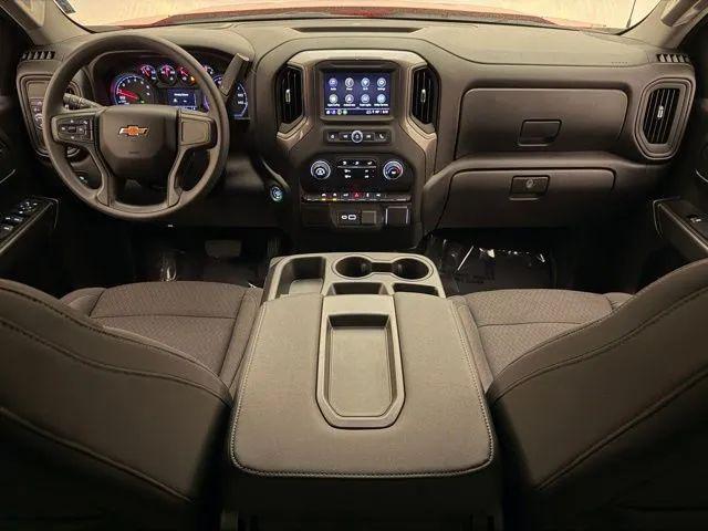 2025 Chevrolet Silverado 1500 2WD Crew Cab Short Bed Custom