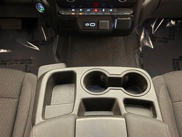 2025 Chevrolet Silverado 1500 2WD Crew Cab Short Bed Custom