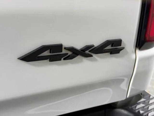 2022 Ram 1500 Limited Crew Cab 4x4 5'7" Box