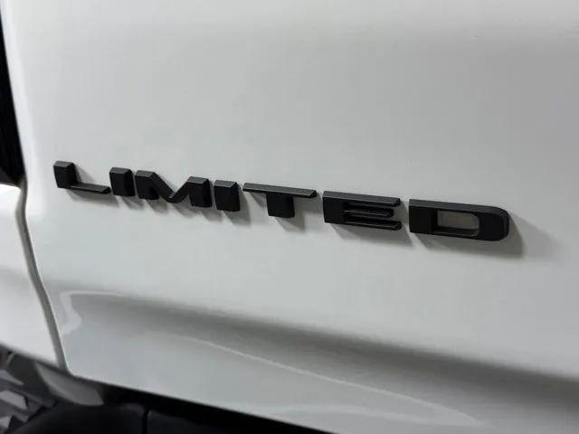 2022 Ram 1500 Limited Crew Cab 4x4 5'7" Box