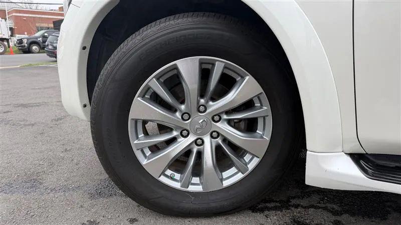 2016 INFINITI QX80 Base