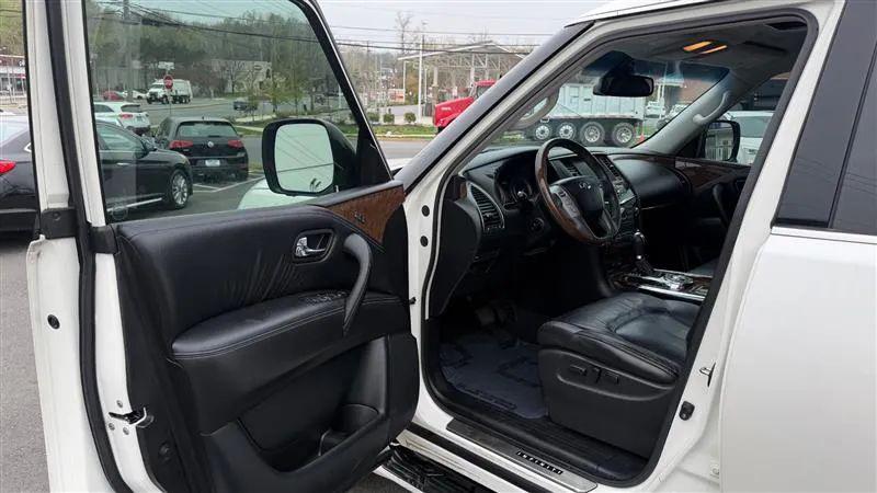 2016 INFINITI QX80 Base