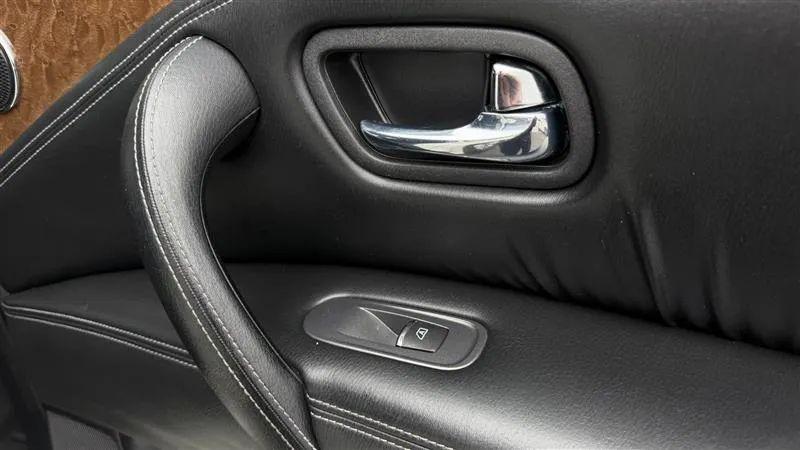 2016 INFINITI QX80 Base