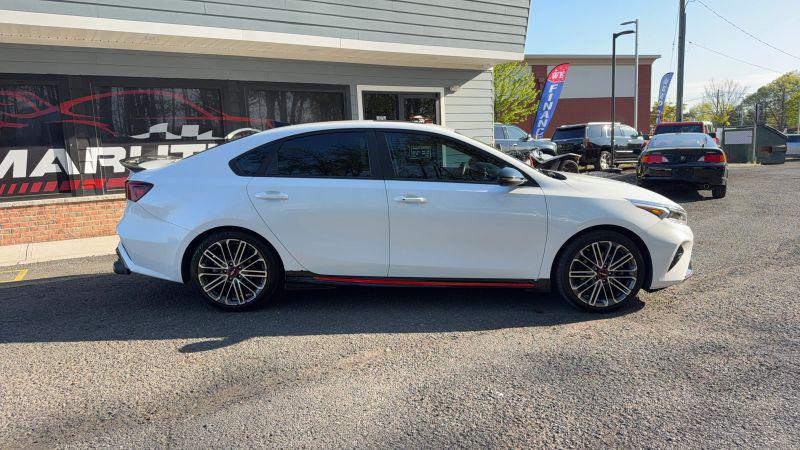2023 Kia Forte GT Manual