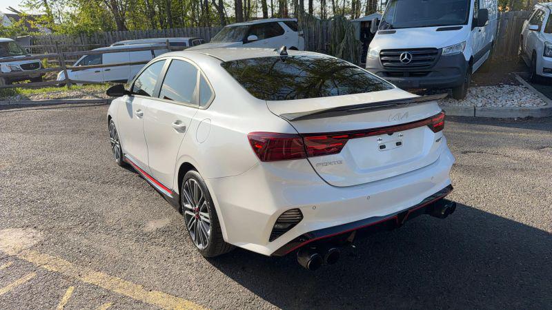 2023 Kia Forte GT Manual
