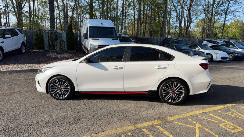 2023 Kia Forte GT Manual