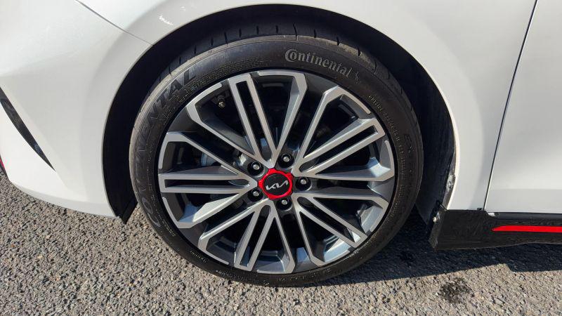 2023 Kia Forte GT Manual