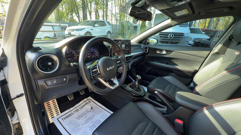2023 Kia Forte GT Manual