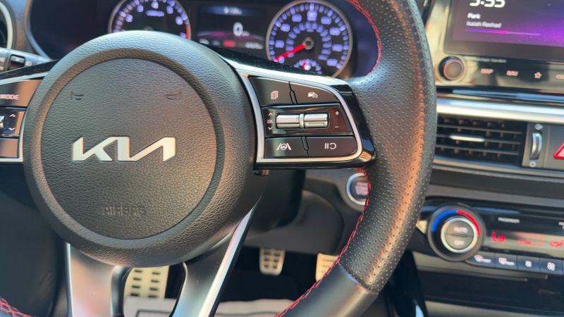 2023 Kia Forte GT Manual