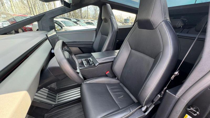 2024 Tesla Cybertruck All-Wheel Drive
