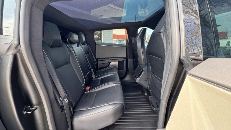 2024 Tesla Cybertruck All-Wheel Drive