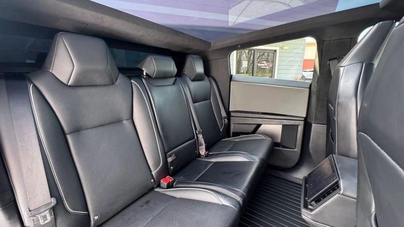 2024 Tesla Cybertruck All-Wheel Drive
