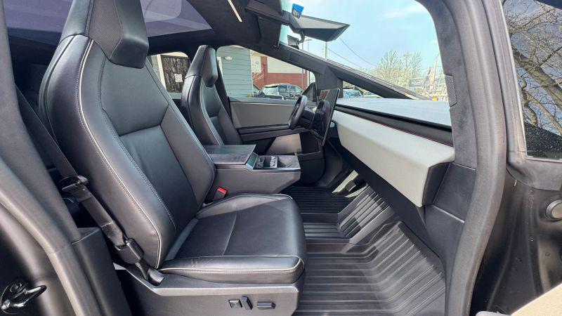 2024 Tesla Cybertruck All-Wheel Drive