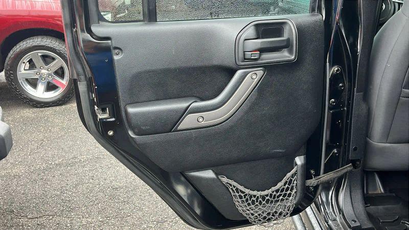 2011 Jeep Wrangler Unlimited Sport