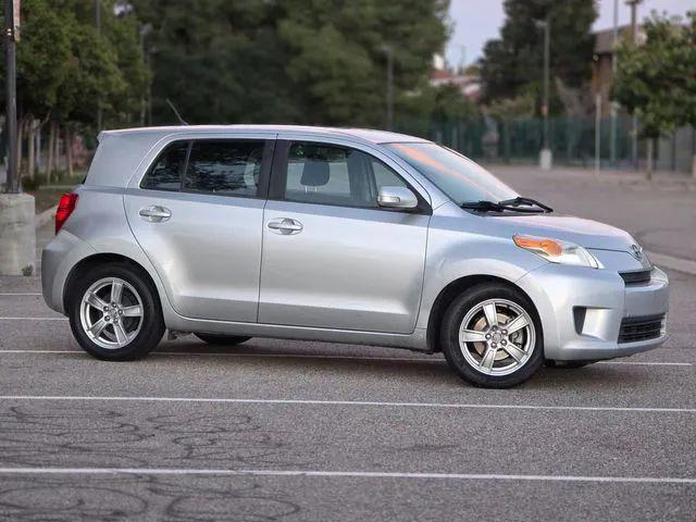 2010 Scion xD Base