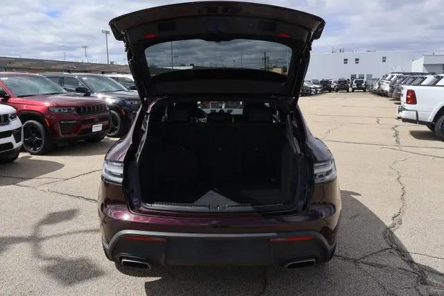 2023 Porsche Macan T
