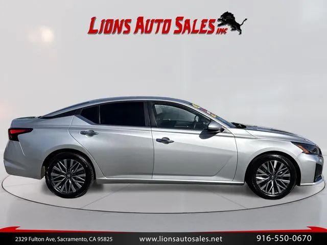 2023 Nissan Altima SV FWD