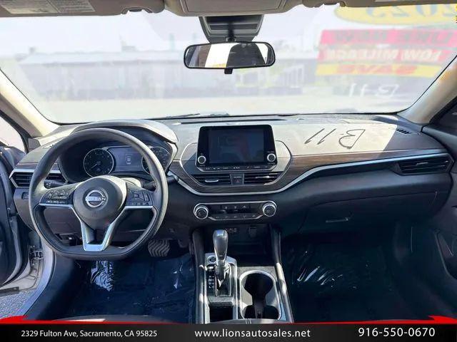 2023 Nissan Altima SV FWD