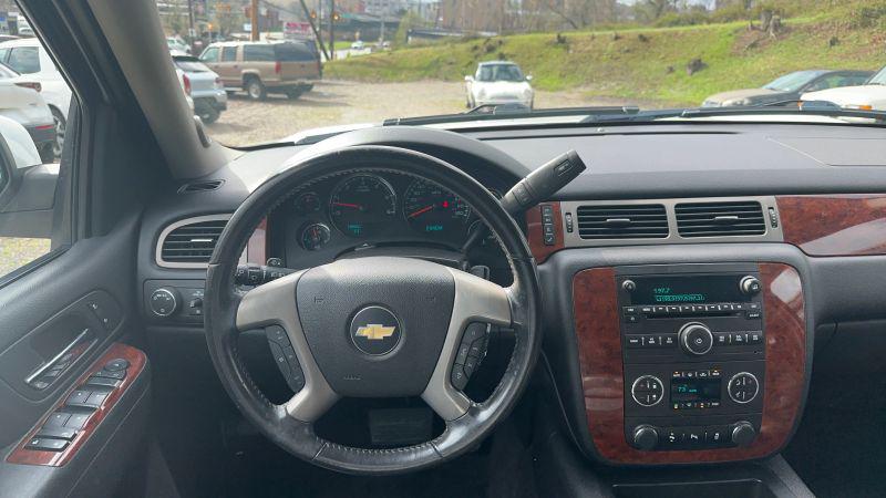 2014 Chevrolet Suburban LT