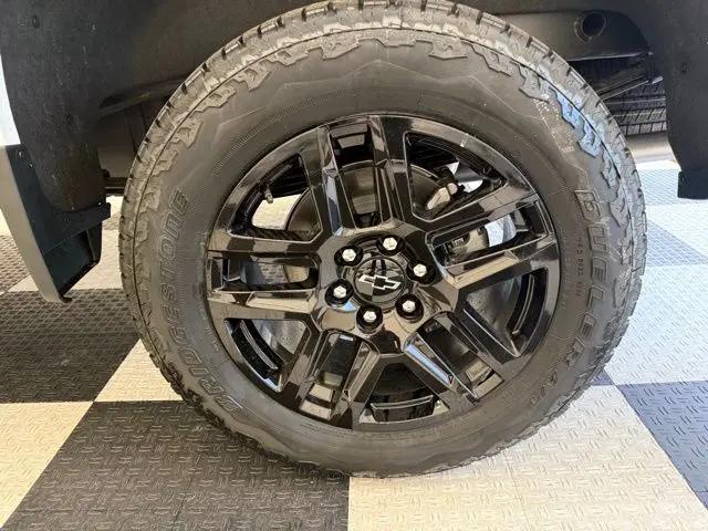 2026 Chevrolet Silverado 1500 4WD Crew Cab Short Bed LT Trail Boss