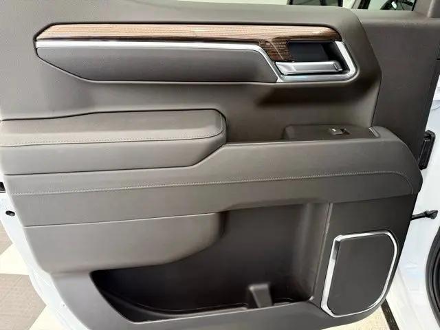 2026 Chevrolet Silverado 1500 4WD Crew Cab Short Bed LT Trail Boss
