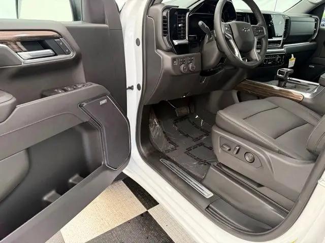 2026 Chevrolet Silverado 1500 4WD Crew Cab Short Bed LT Trail Boss