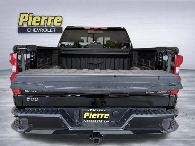 2026 Chevrolet Silverado 1500 4WD Crew Cab Short Bed ZR2