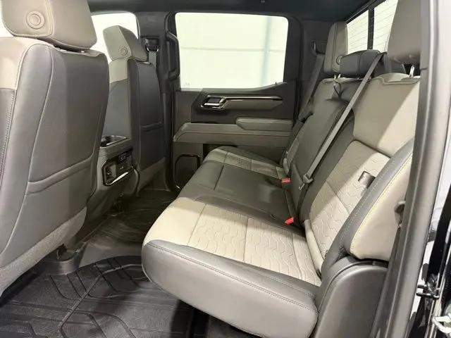 2026 Chevrolet Silverado 1500 4WD Crew Cab Short Bed ZR2