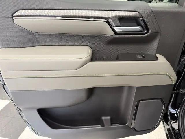 2026 Chevrolet Silverado 1500 4WD Crew Cab Short Bed ZR2