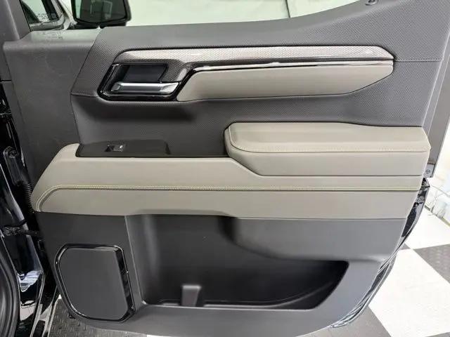 2026 Chevrolet Silverado 1500 4WD Crew Cab Short Bed ZR2