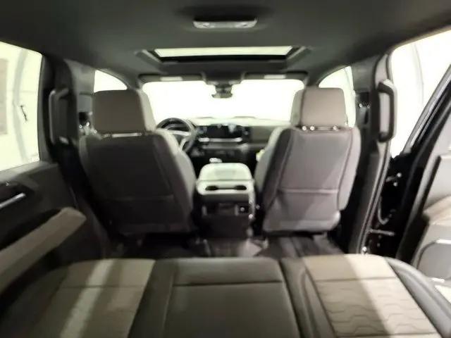 2026 Chevrolet Silverado 1500 4WD Crew Cab Short Bed ZR2