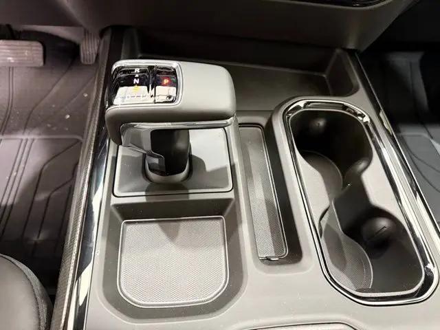 2026 Chevrolet Silverado 1500 4WD Crew Cab Short Bed ZR2