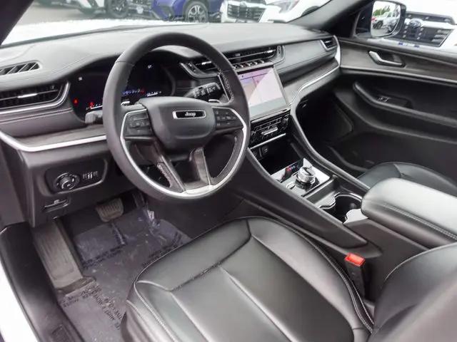 2025 Jeep Grand Cherokee L Limited 4x4