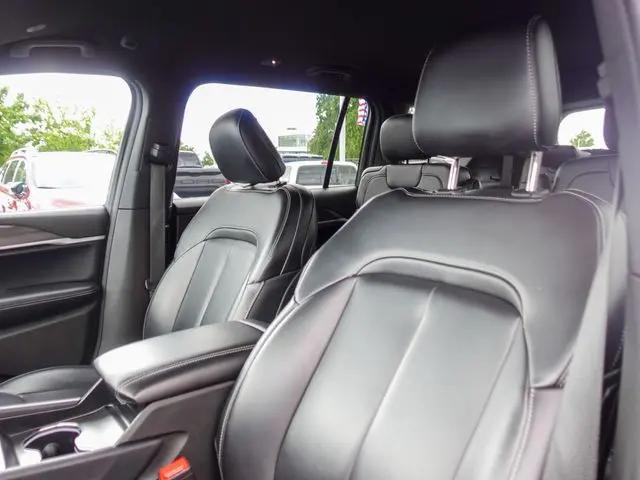 2025 Jeep Grand Cherokee L Limited 4x4