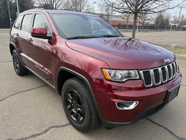 2017 Jeep Grand Cherokee Laredo 4x4