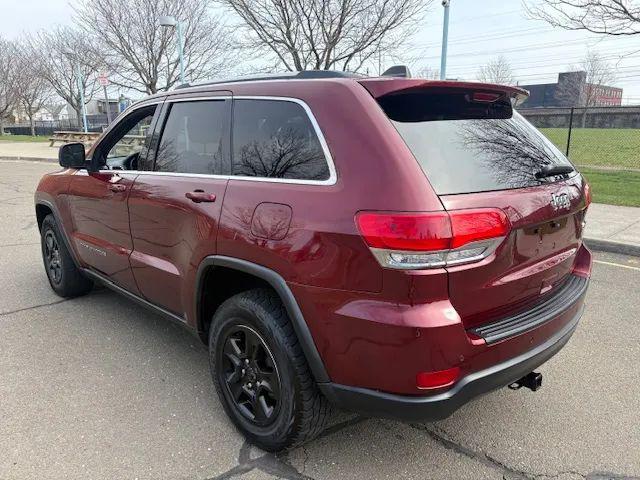 2017 Jeep Grand Cherokee Laredo 4x4