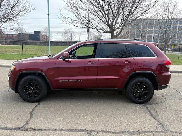 2017 Jeep Grand Cherokee Laredo 4x4
