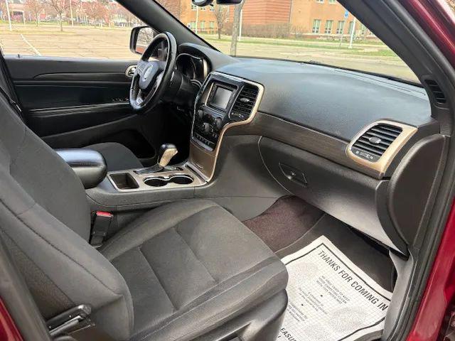 2017 Jeep Grand Cherokee Laredo 4x4