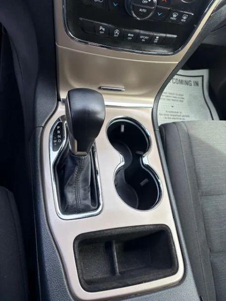 2017 Jeep Grand Cherokee Laredo 4x4