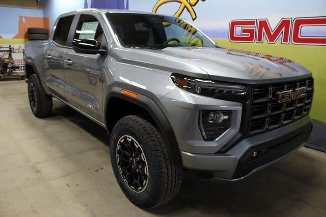2026 GMC Canyon AT4, 4WD