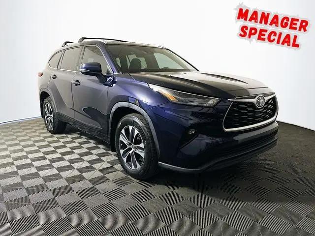 2022 Toyota Highlander XLE for sale in Memphis, TN